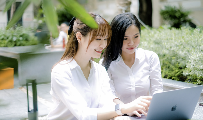 Học phí của ĐH Kinh tế TPHCM lên tới 80 triệu đồng - Ảnh 1.
