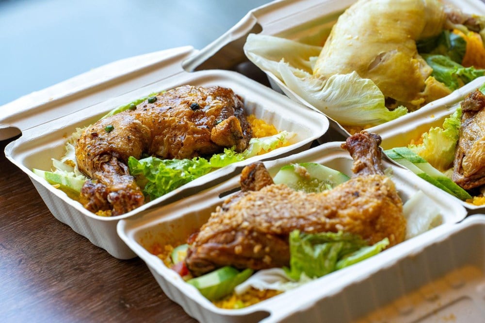 3 เมนูข้าวไก่รสชาติกลมกล่อมที่ลงตัว เหมาะสำหรับวันที่คุณไม่รู้จะกินอะไรดี - ภาพที่ 4