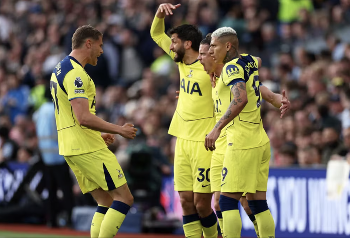 Tottenham vượt ải Aston Villa, sáng cửa trụ hạng - Ảnh 4.