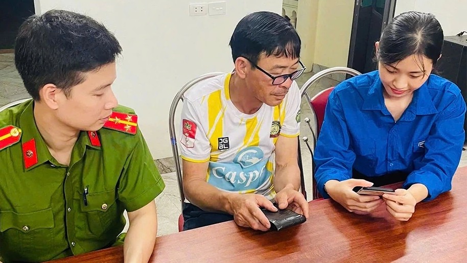 Phú Thọ: Từ “lớp học không bảng đen” đến nền tảng công dân số- Ảnh 1.