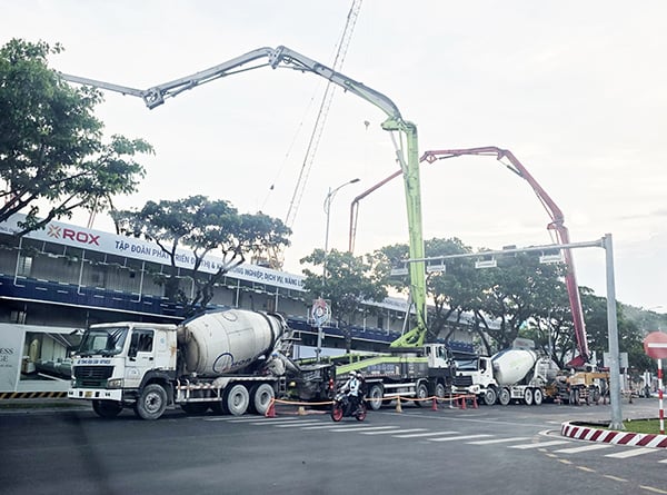 Hoạt động xây dựng trên địa bàn Đà Nẵng đang rất sôi động.