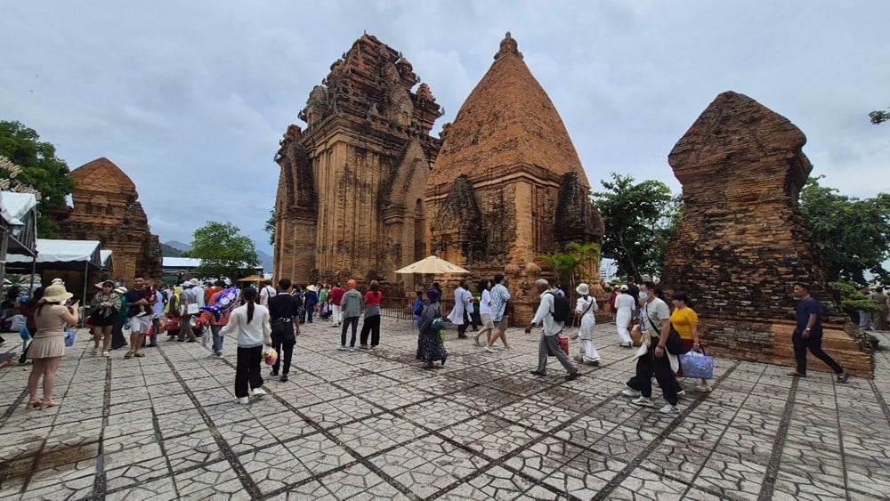 Khanh Hoa: Ceremonia otwarcia festiwalu Po Nagar Cham Towers 2026 – zdjęcie 9