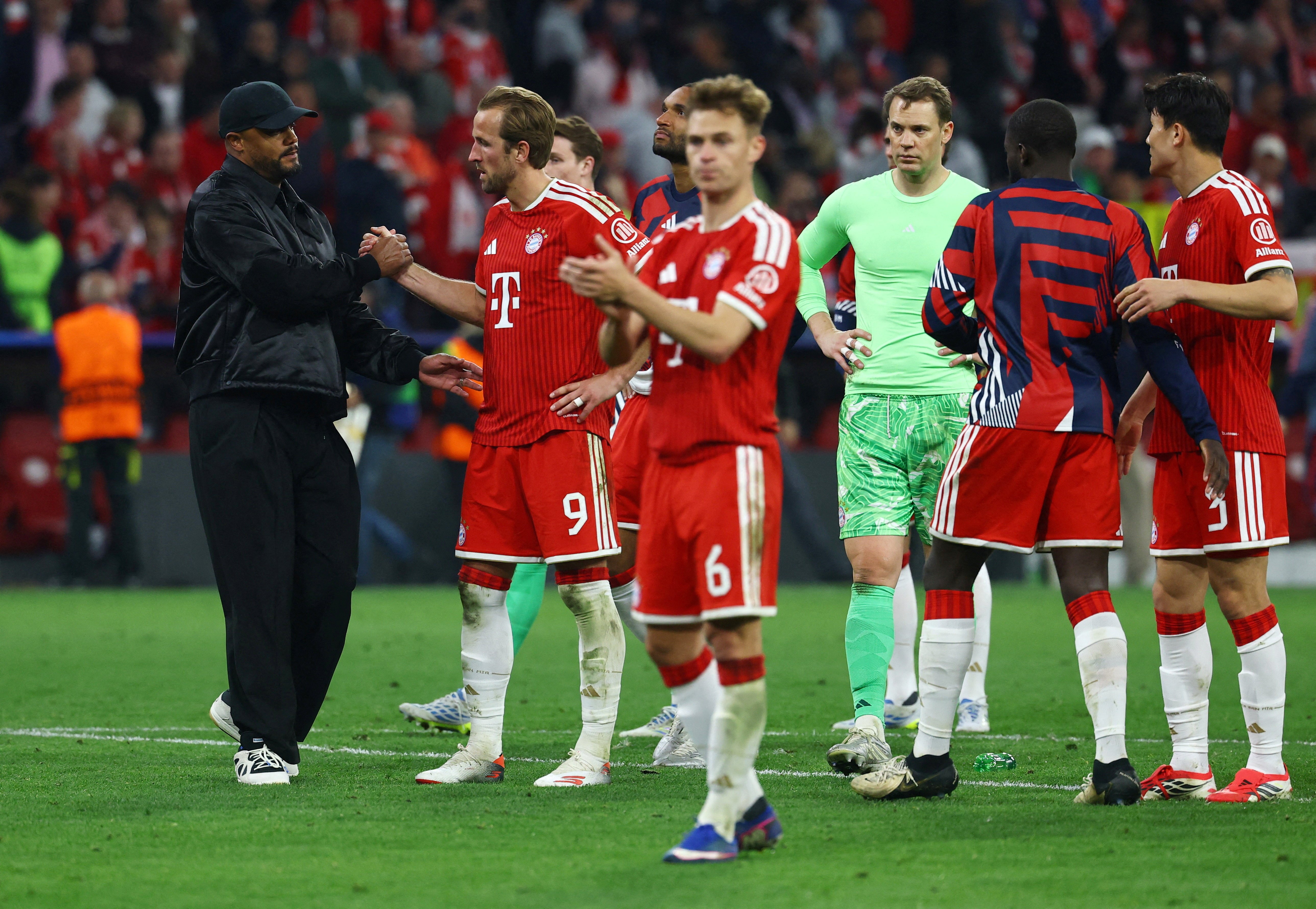 Foto 6 des FC Bayern München Bayern Munich anh 6