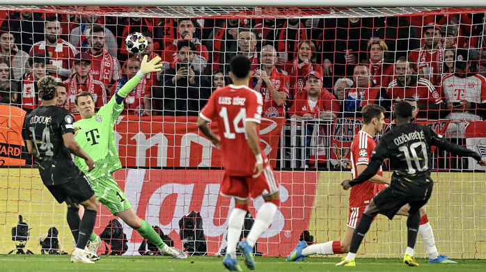 Luật "lạ" của IFAB khiến Bayern Munich mất phạt đền trước PSG - Ảnh 5.