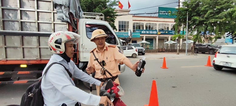 Chấm dứt tình trạng chồng chéo trong phân cấp nhiệm vụ bảo đảm ATGT- Ảnh 1.