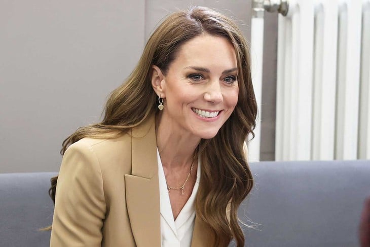 Kate Middleton vender tilbake til internasjonale reiser etter et år med rekonvalesens fra kreft.