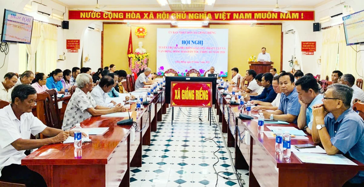 انتشار اطلاعات در مورد سیاستهای خاص برای مناطق اقلیتهای قومی.