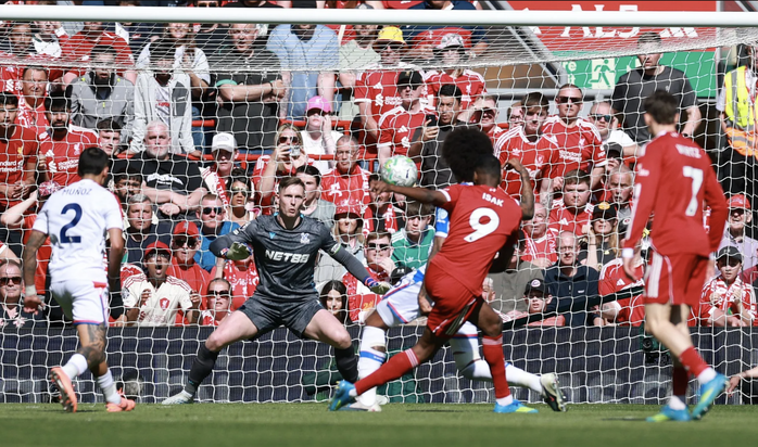 Liverpool hạ gục Crystal Palace, vươn lên Top 4 Ngoại hạng - Ảnh 3.