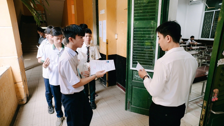 thi lớp 10 - Ảnh 1.