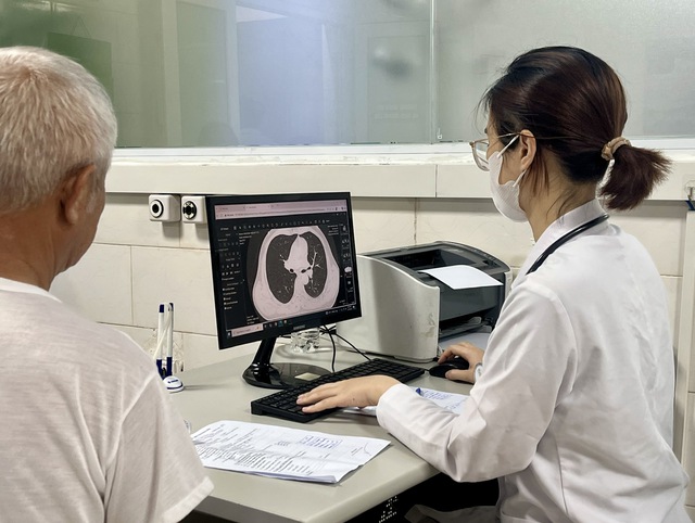 5 trường hợp cần tầm soát ung thư phổi - Ảnh 1.
