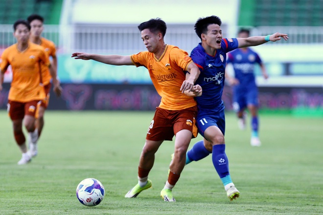 CLB Hoàng Anh Gia Lai thua bạc nhược trên sân nhà - Ảnh 14.
