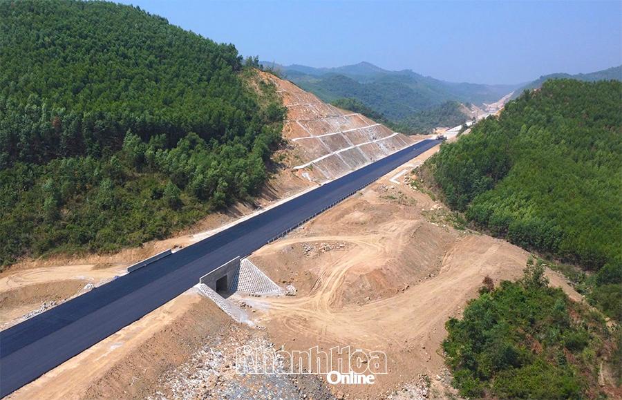 ផ្លូវល្បឿនលឿន Khanh Hoa - Buon Ma Thuot ជិតរួចរាល់ហើយ។