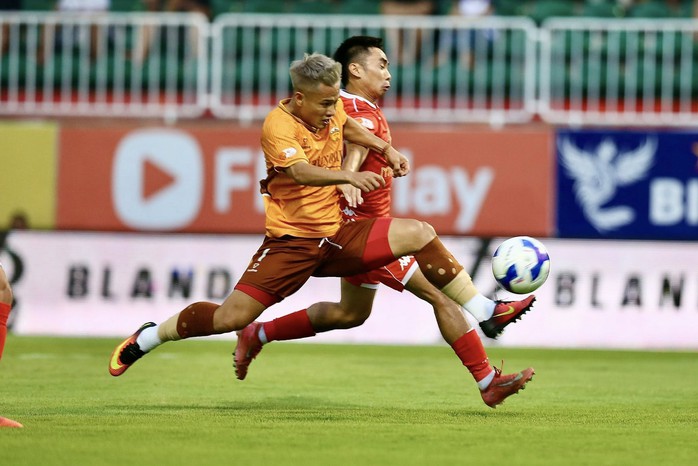 HAGL hụt chiến thắng trên sân nhà - Ảnh 7.