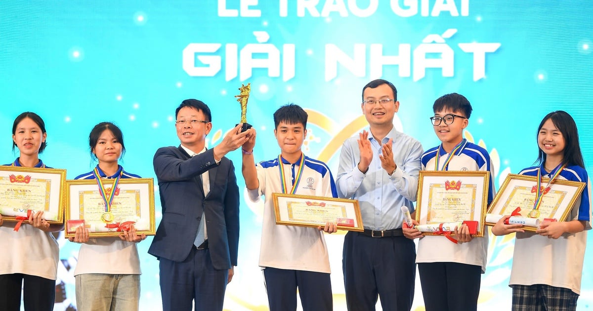 학생들은 STEM, 인공지능 및 로봇공학 분야의 전국 결선 대회에서 수많은 상을 수상했습니다.