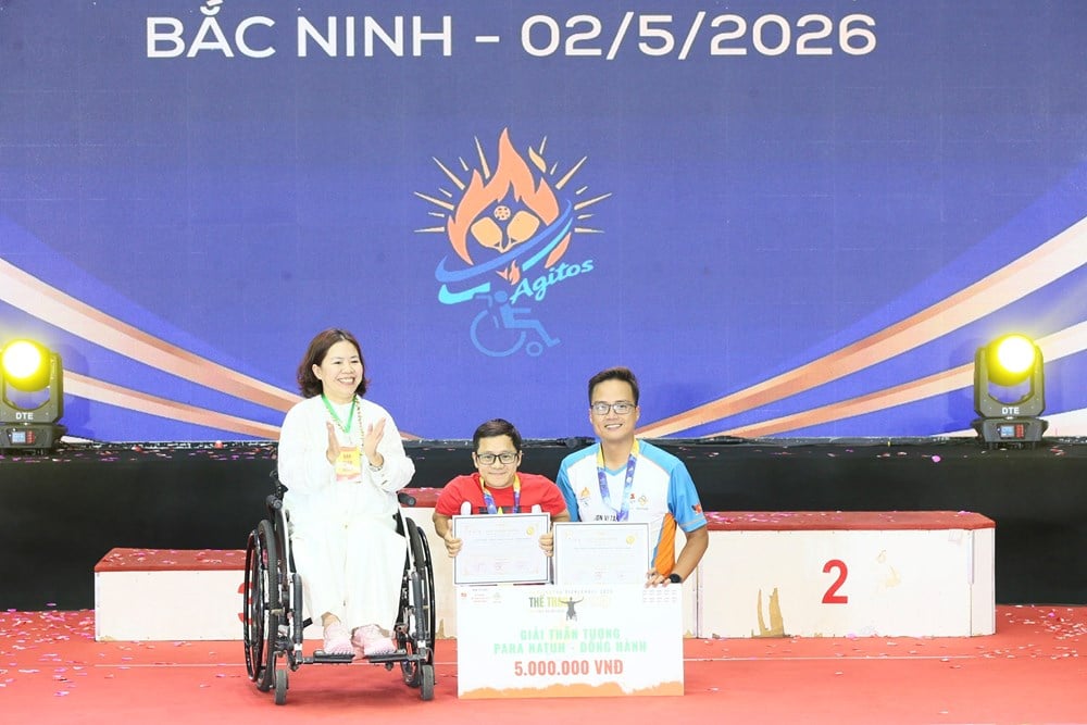 From wooden crutches to feats of overcoming adversity - photo 4