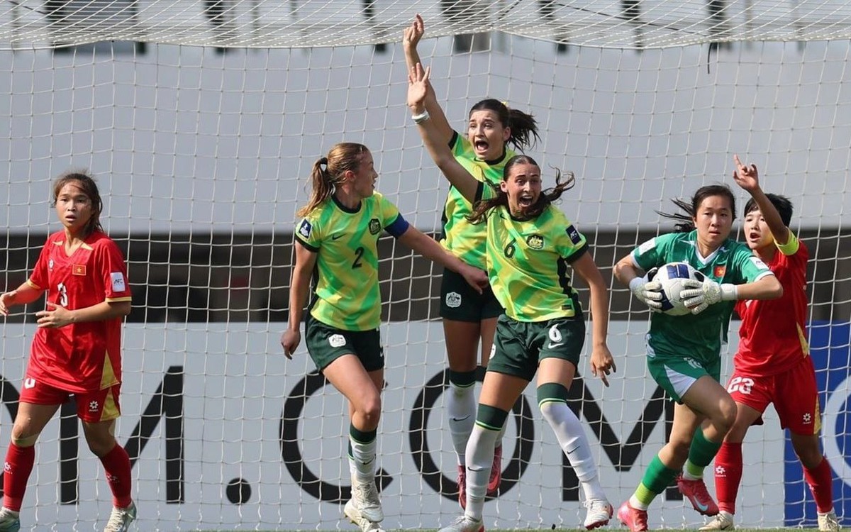オーストラリアに敗れたベトナムU17女子代表チームは、アジア大会から敗退した。