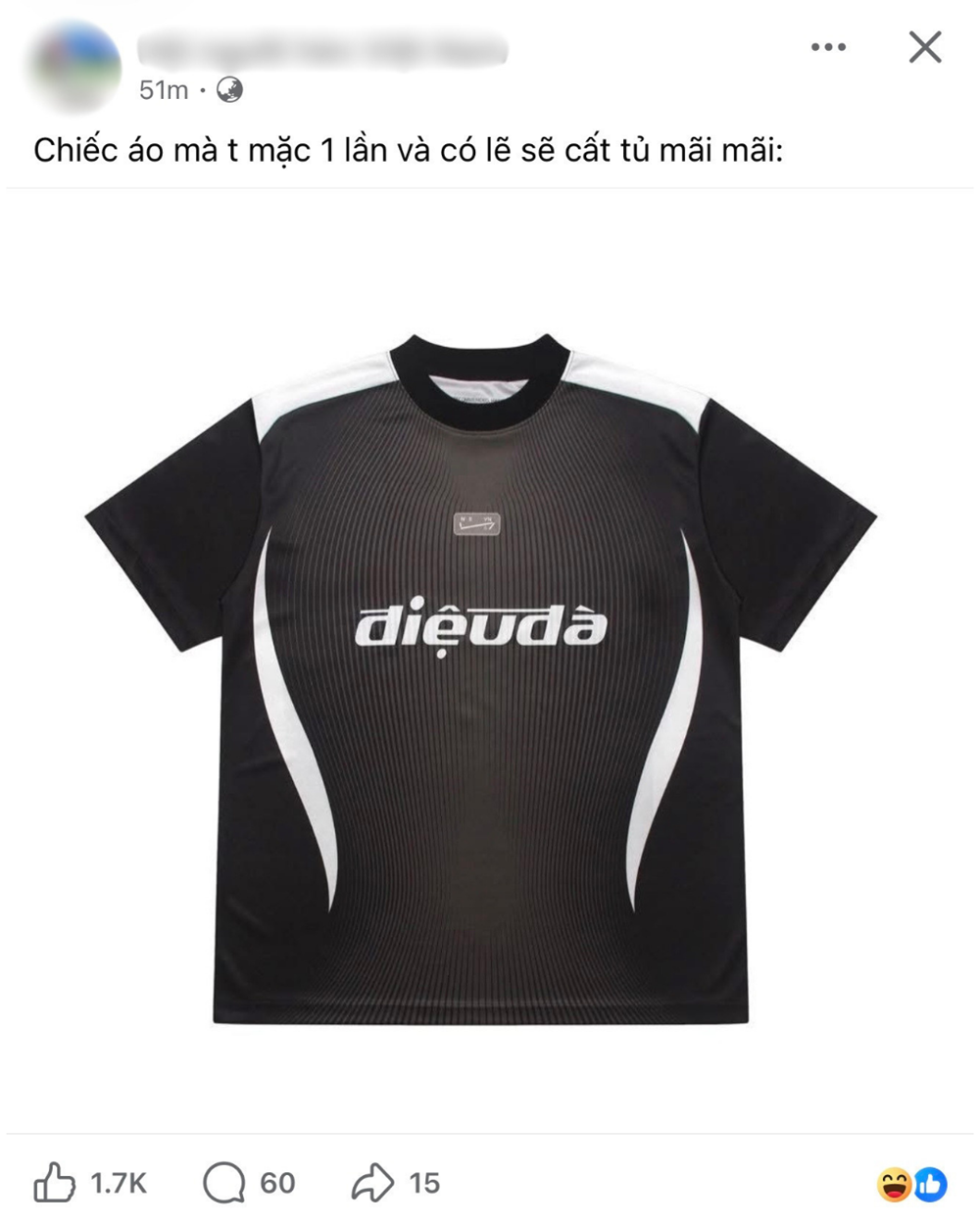 Nombreux sont ceux qui rangent discrètement cette chemise élégante - photo 1