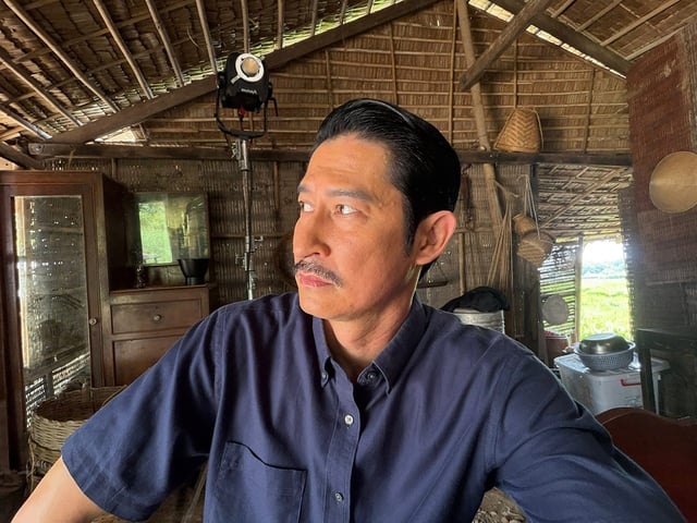 هوی خان در فیلمی درباره یک پرونده معروف ضد جاسوسی شرکت میکند - عکس ۱. Huy Khánh tham gia phim về chuyên án phản gián nổi tiếng- Ảnh 1.