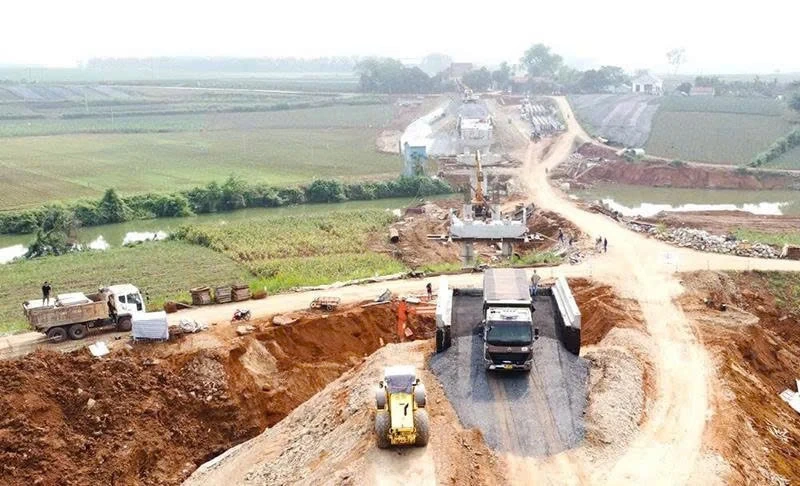Quyết tâm thông xe kỹ thuật cầu Mọ trước mùa mưa lũ