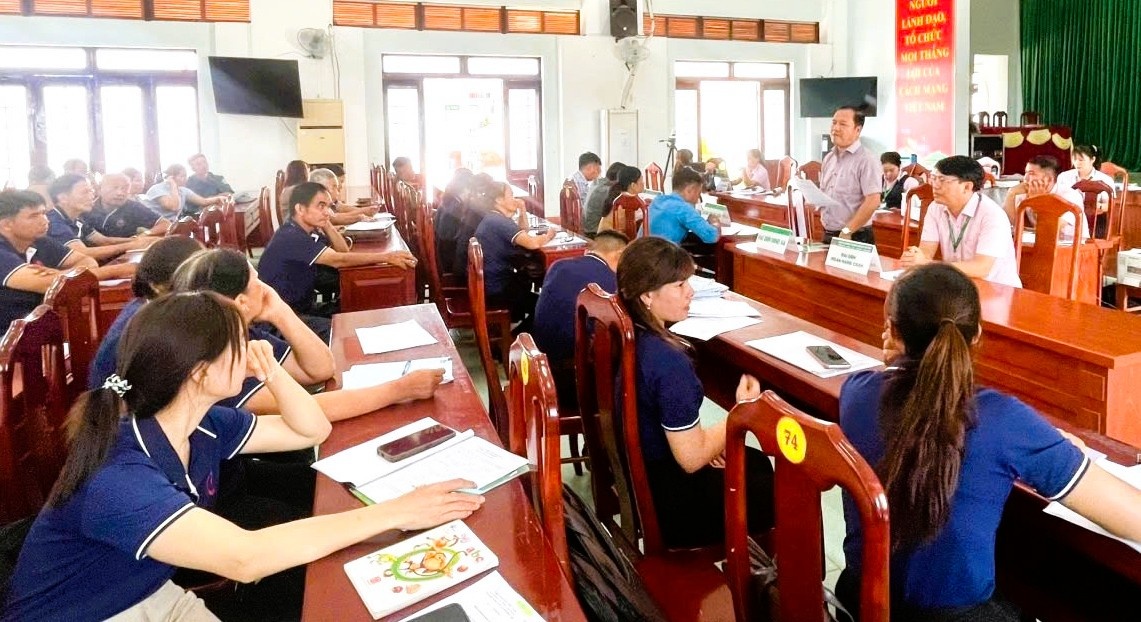 Để chính sách phát huy hiệu quả lâu dài, cần sự vào cuộc đồng bộ của cả hệ thống chính trị và toàn xã hội, trong đó tiếp tục tăng cường tuyên truyền cho vay theo Quyết định số 08/2026/QĐ-TTg. Để chính sách phát huy hiệu quả lâu dài, cần sự vào cuộc đồng bộ của cả hệ thống chính trị và toàn xã hội, trong đó tiếp tục tăng cường tuyên truyền cho vay theo Quyết định số 08/2026/QĐ-TTg.