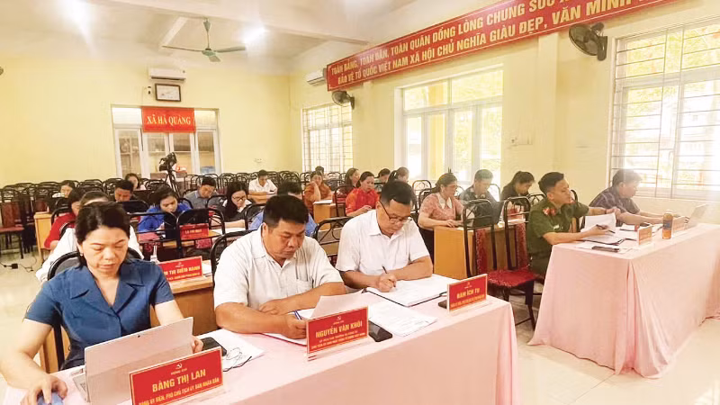 Die 5. Konferenz des Exekutivkomitees des Parteikomitees der Gemeinde Ha Quang (Provinz Cao Bang) für die Amtszeit 2025-2030.