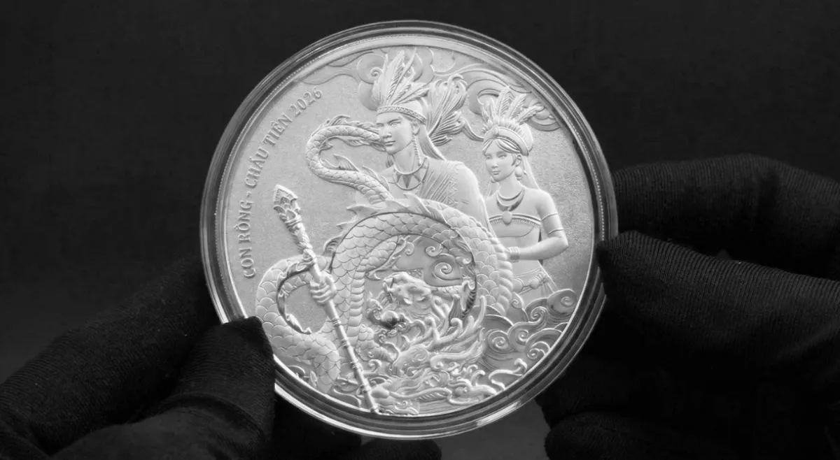 Giá vàng đi ngang, bạc chạm mốc 3,3 triệu đồng/lượng - Ảnh 2.