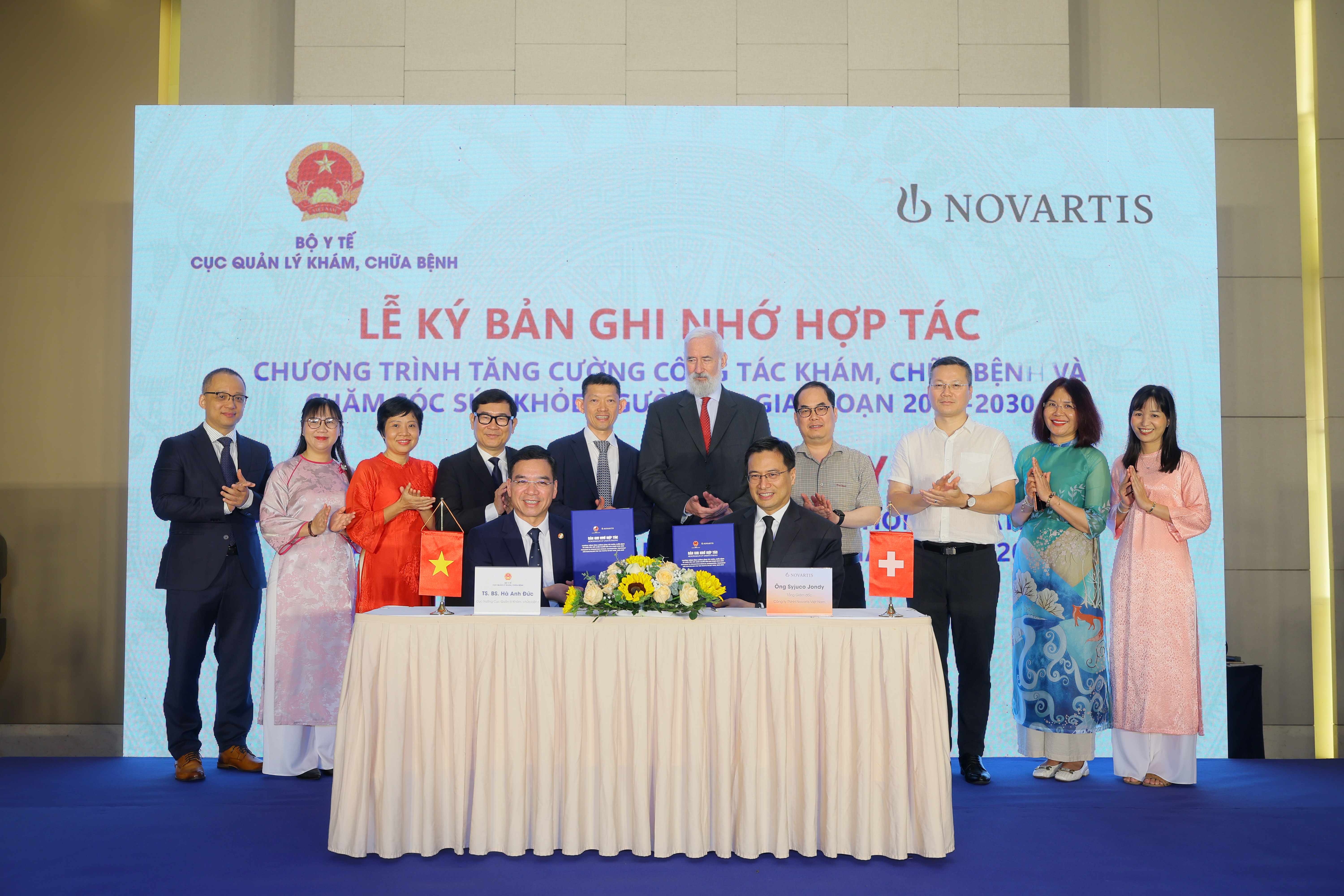 Lễ ký bản ghi nhớ hợp tác.JPG