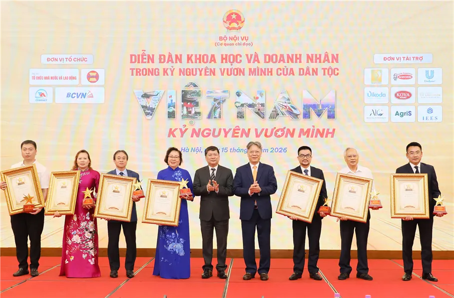 Chính sách “trải thảm đỏ" cho nhân tài ngành mũi nhọn- Ảnh 2.