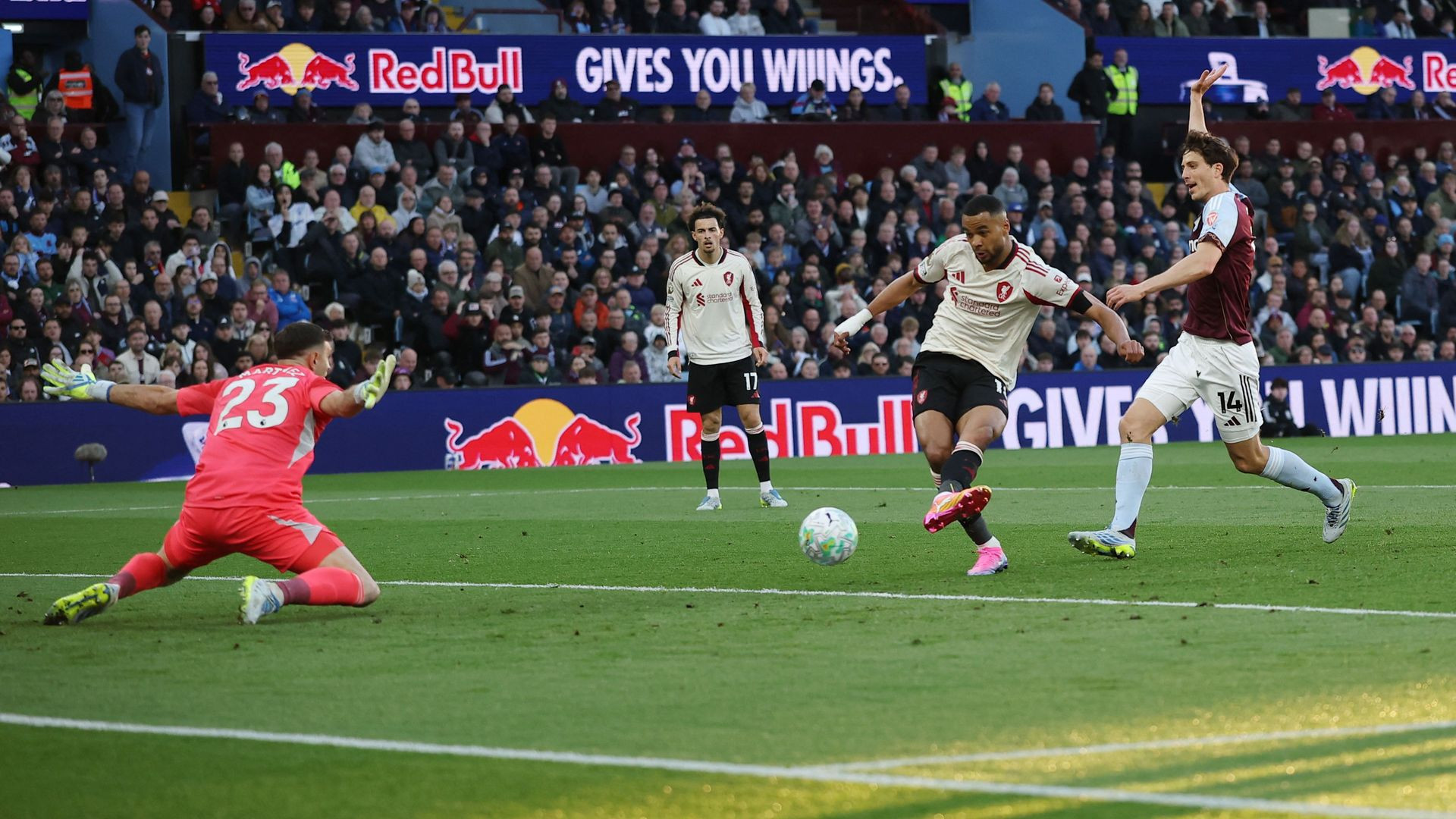 resources_premierleague_pulselive_com 2026 05 15T193227Z_1846847205_UP1EM5F1IA12Z_RTRMADP_3_SOCCER ENGLAND AVL LIV (2).jpg
