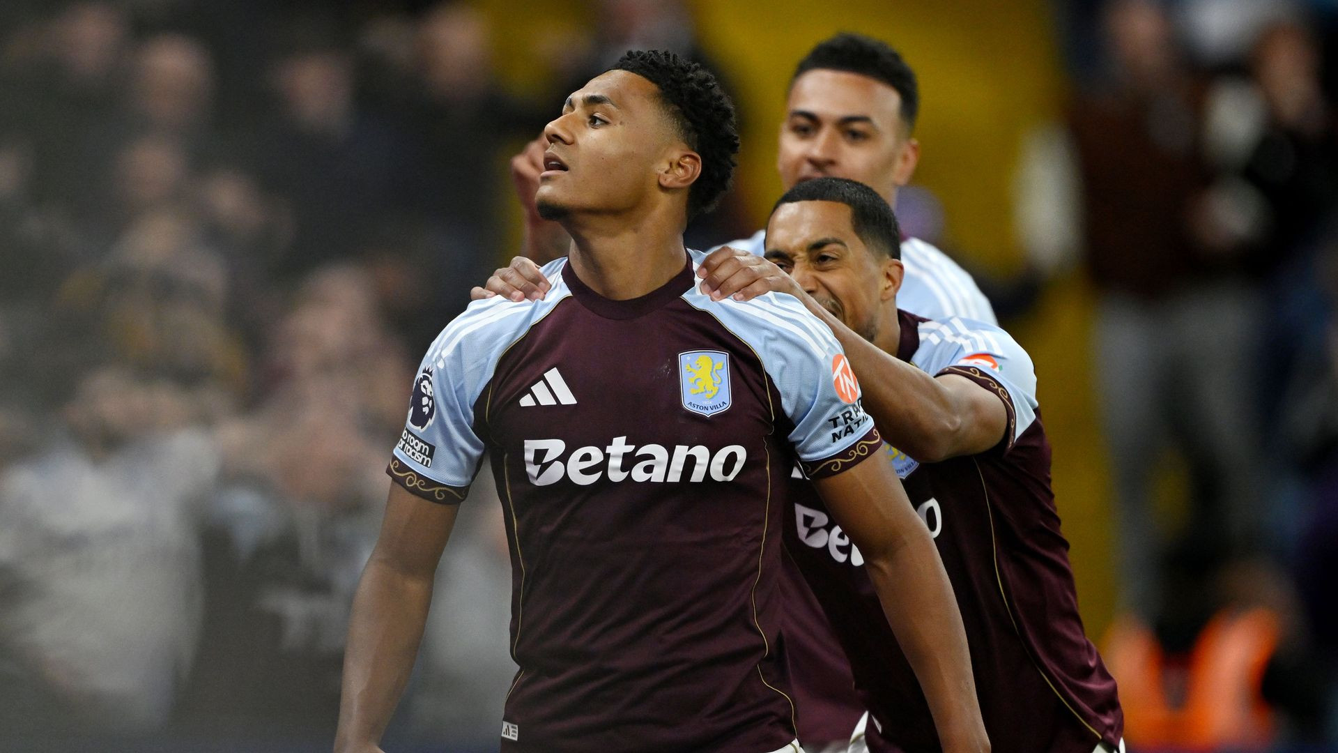 resources_premierleague_pulselive_com 2026 05 15T205943Z_1503989326_UP1EM5F1MBI8J_RTRMADP_3_SOCCER ENGLAND AVL LIV.jpg