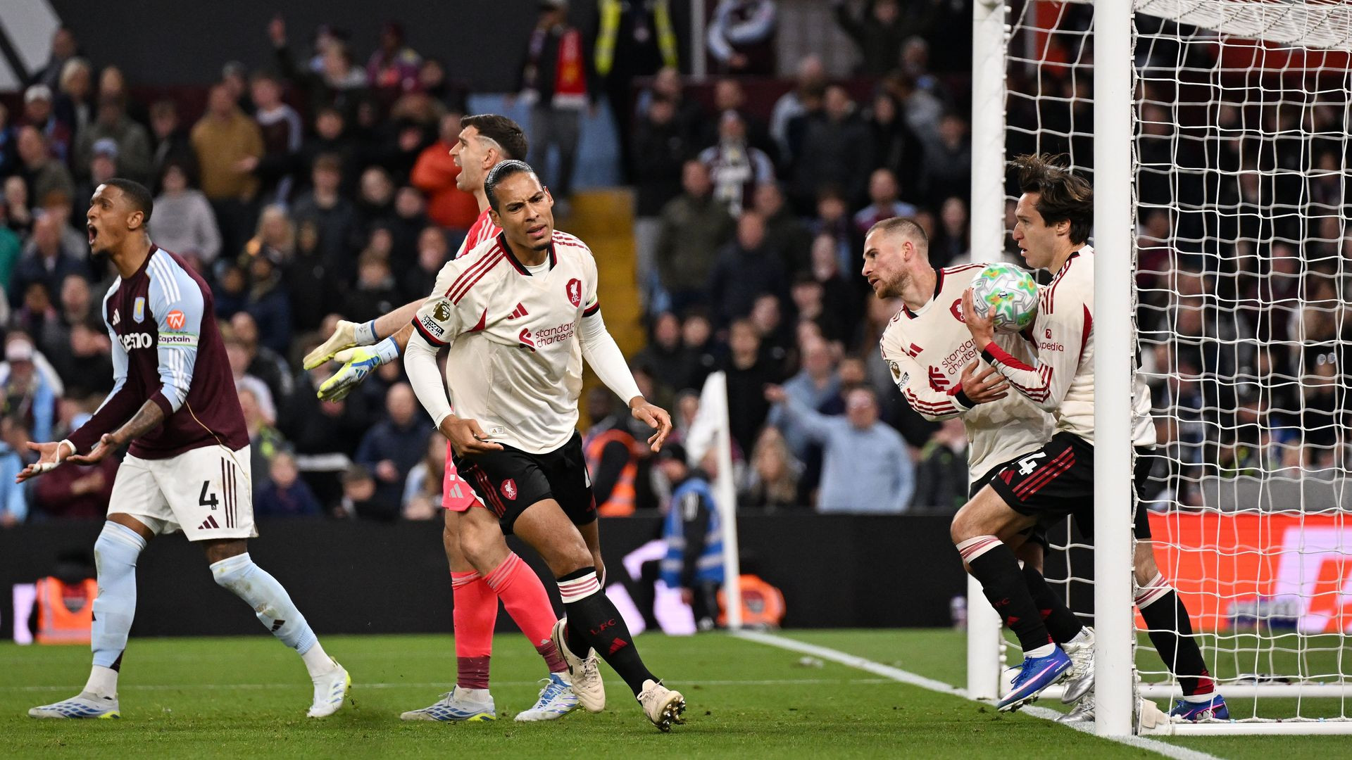 resources_premierleague_pulselive_com 2026 05 15T201931Z_629286341_UP1EM5F1KGI5L_RTRMADP_3_SOCCER ENGLAND AVL LIV.jpg
