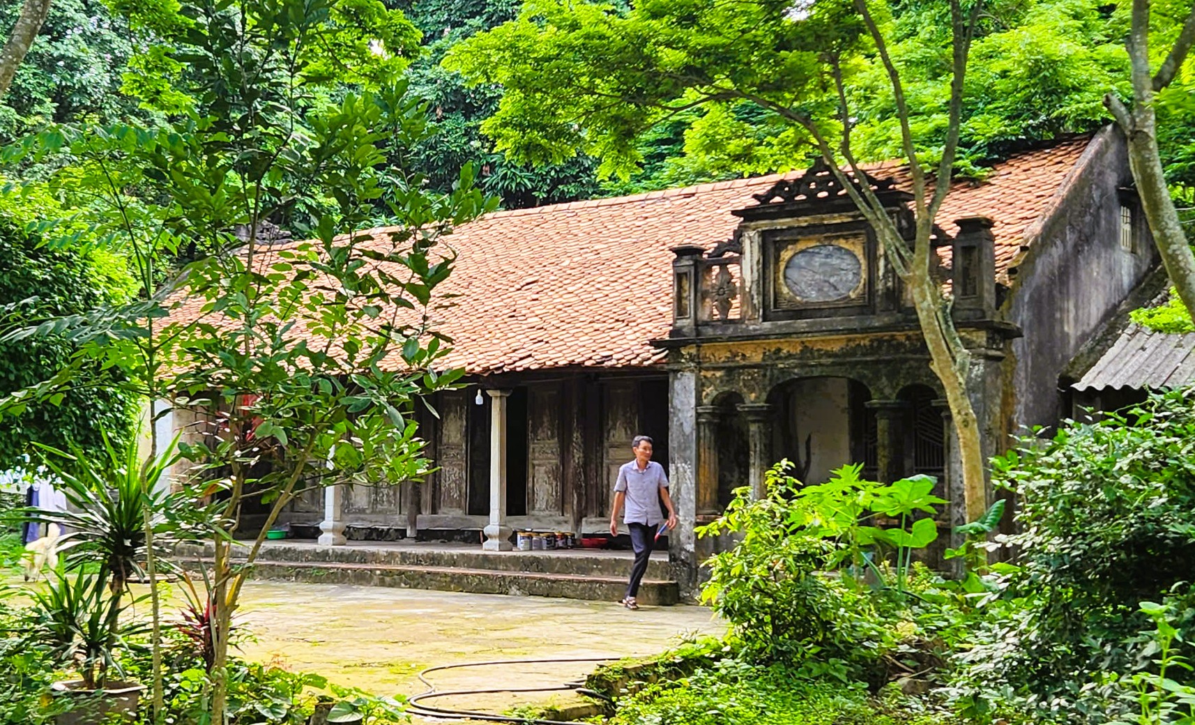 Ngôi nhà cổ bằng gỗ lim độc đáo ở xứ Thanh - Ảnh 1.