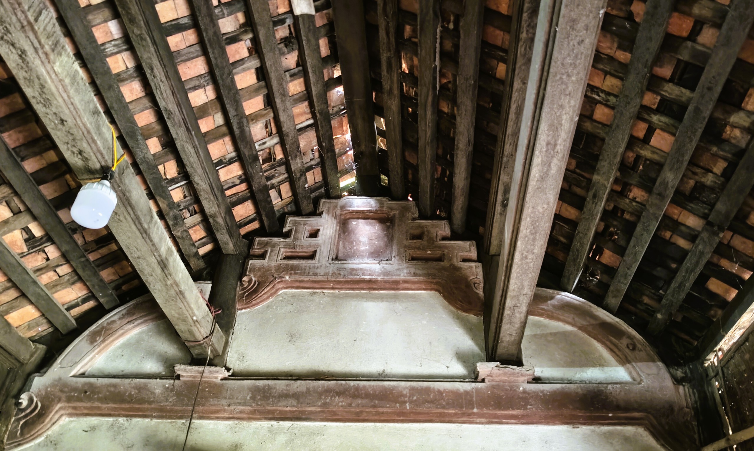 Ngôi nhà cổ bằng gỗ lim độc đáo ở xứ Thanh - Ảnh 5.