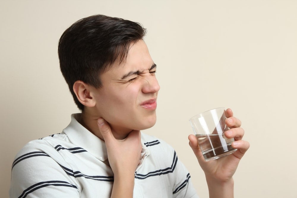 Hậu quả khi không chữa viêm họng đúng cách- Ảnh 1.