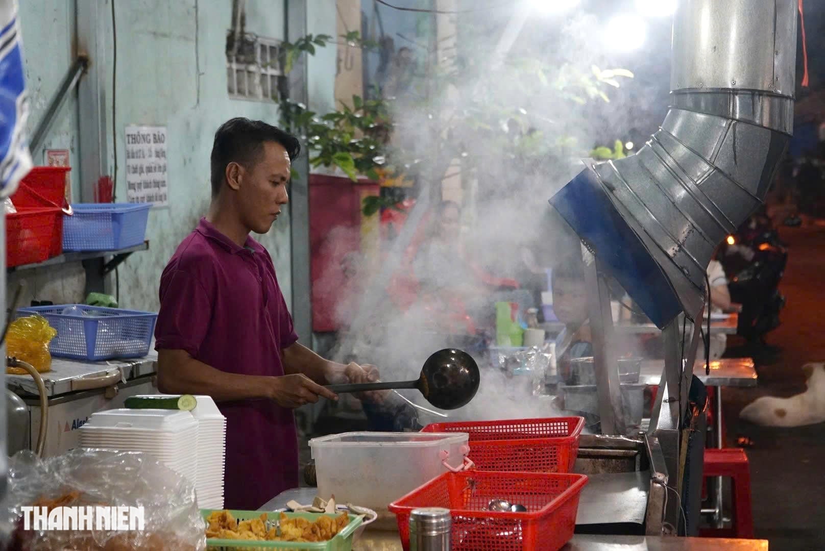 Hẻm bán món chay 40 năm từng đông nghẹt khách giờ ra sao? - Ảnh 2.