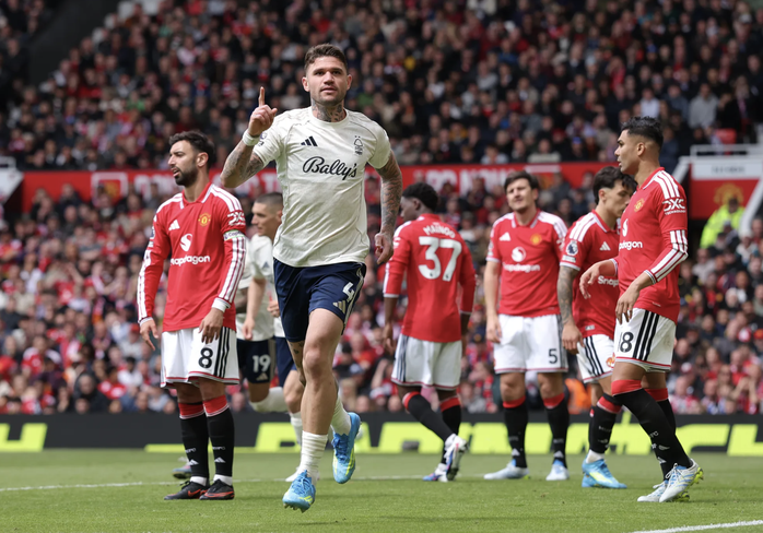 Thắng Nottingham Forest, Man United về đích thứ ba Ngoại hạng Anh - Ảnh 3.