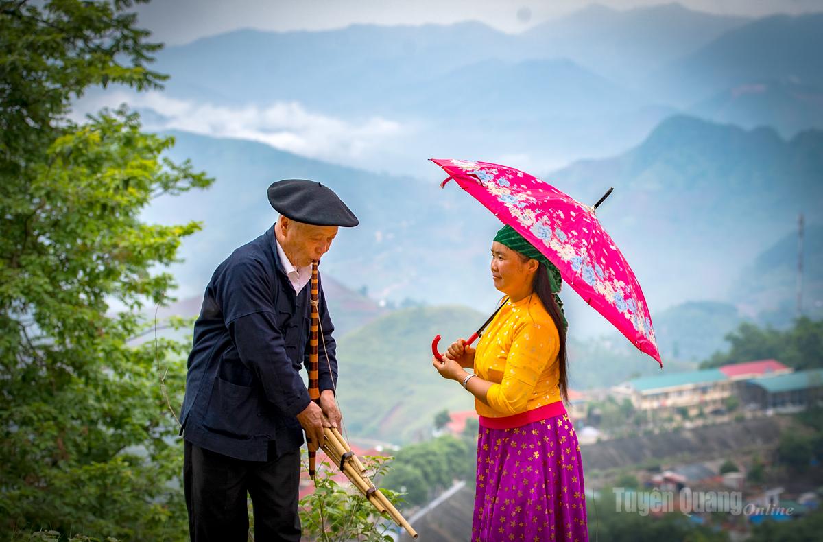 Chợ tình Khâu Vai, bản tình ca giữa miền đá xám