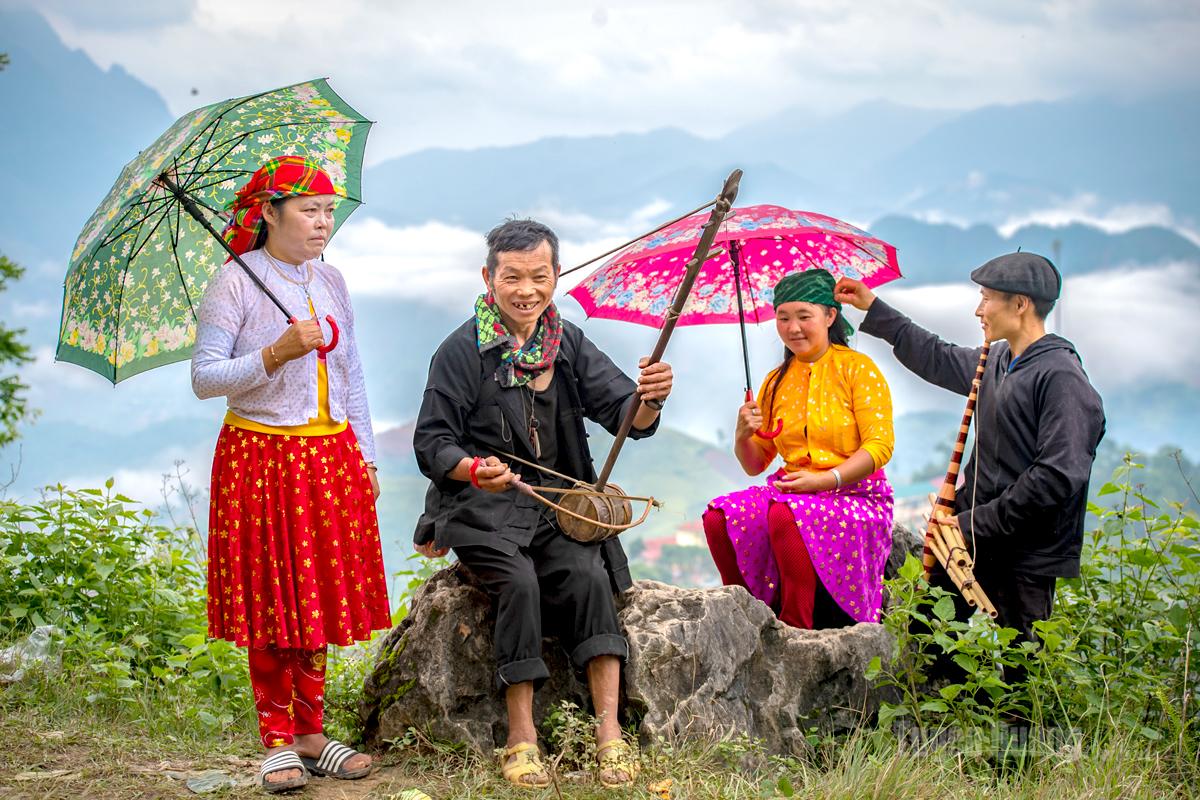 Chợ tình Khâu Vai, bản tình ca giữa miền đá xám