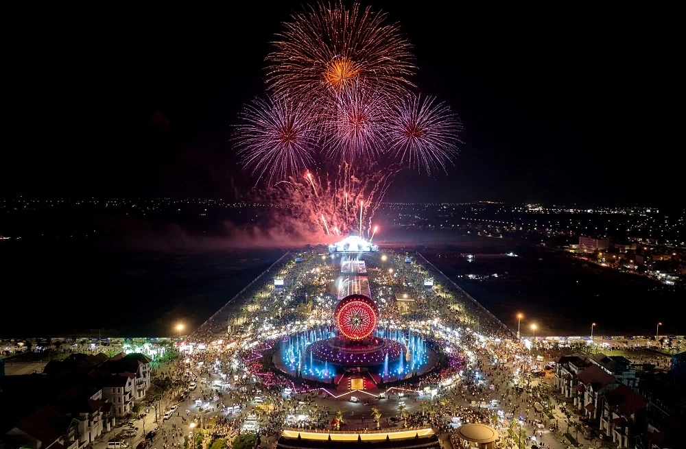 โรงแรมซันเวิลด์ ฮานัม จัดงานฉลองครบรอบ 1 ปีอย่างยิ่งใหญ่