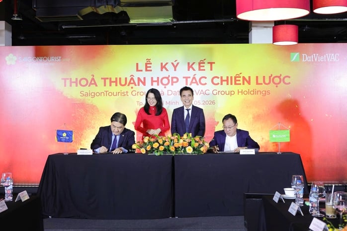DatVietVAC và Saigontourist Group bắt tay phát triển không gian văn hóa Hồ Chí Minh - Ảnh 2.