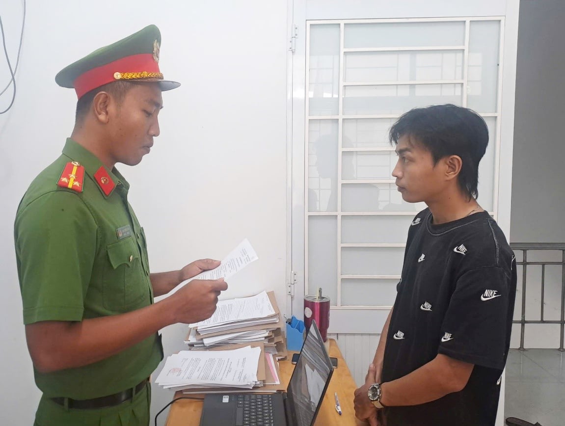Khởi tố đối tượng mượn xe rồi đem cầm cố