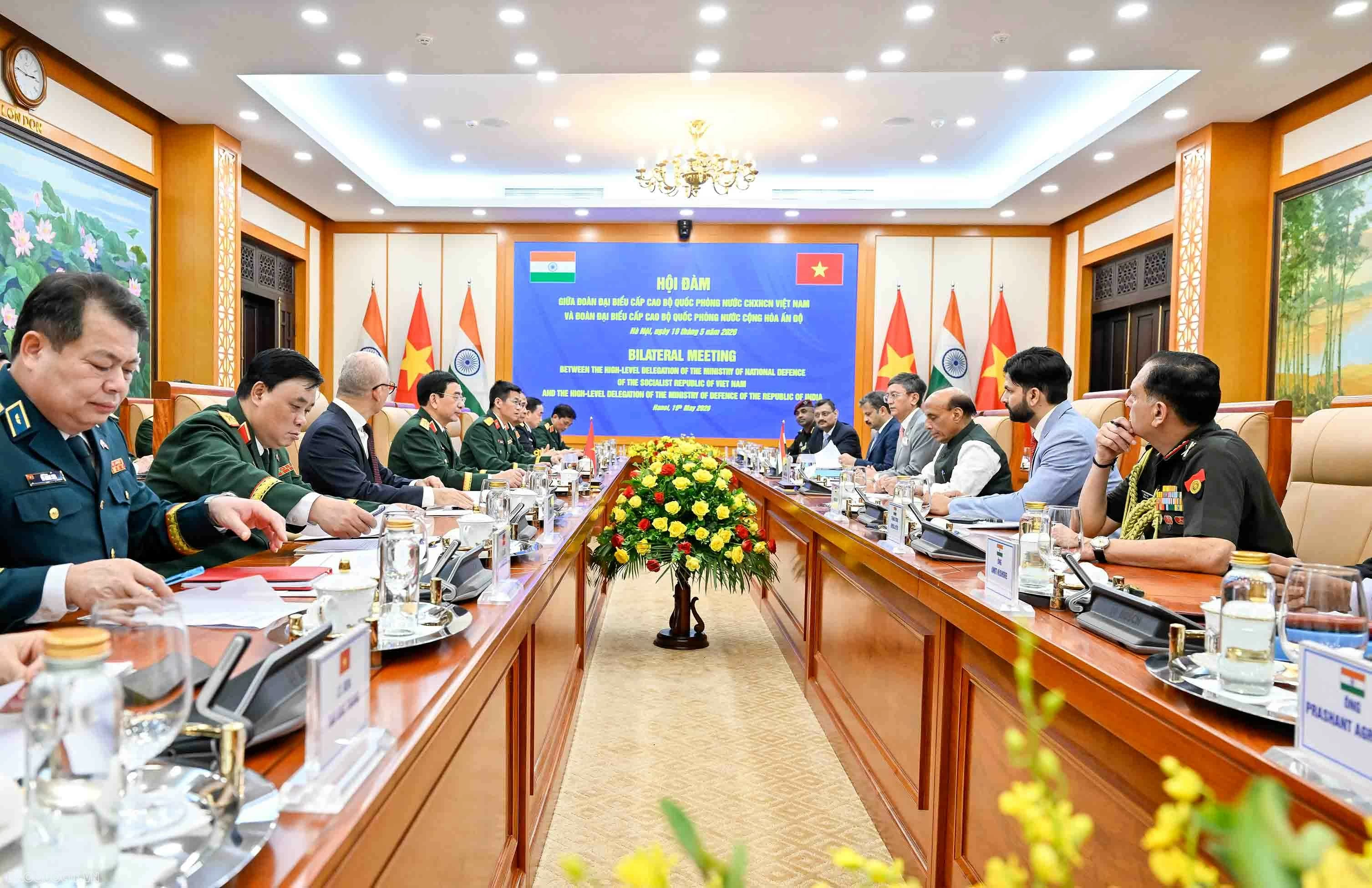 Tăng cường hợp tác quốc phòng Việt Nam-Ấn Độ Tăng cường hợp tác quốc phòng Việt Nam-Ấn Độ