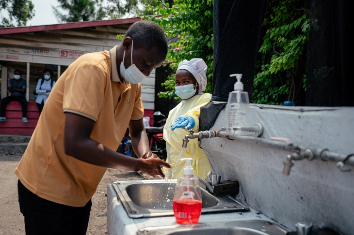 Ebola - Ảnh 1.
