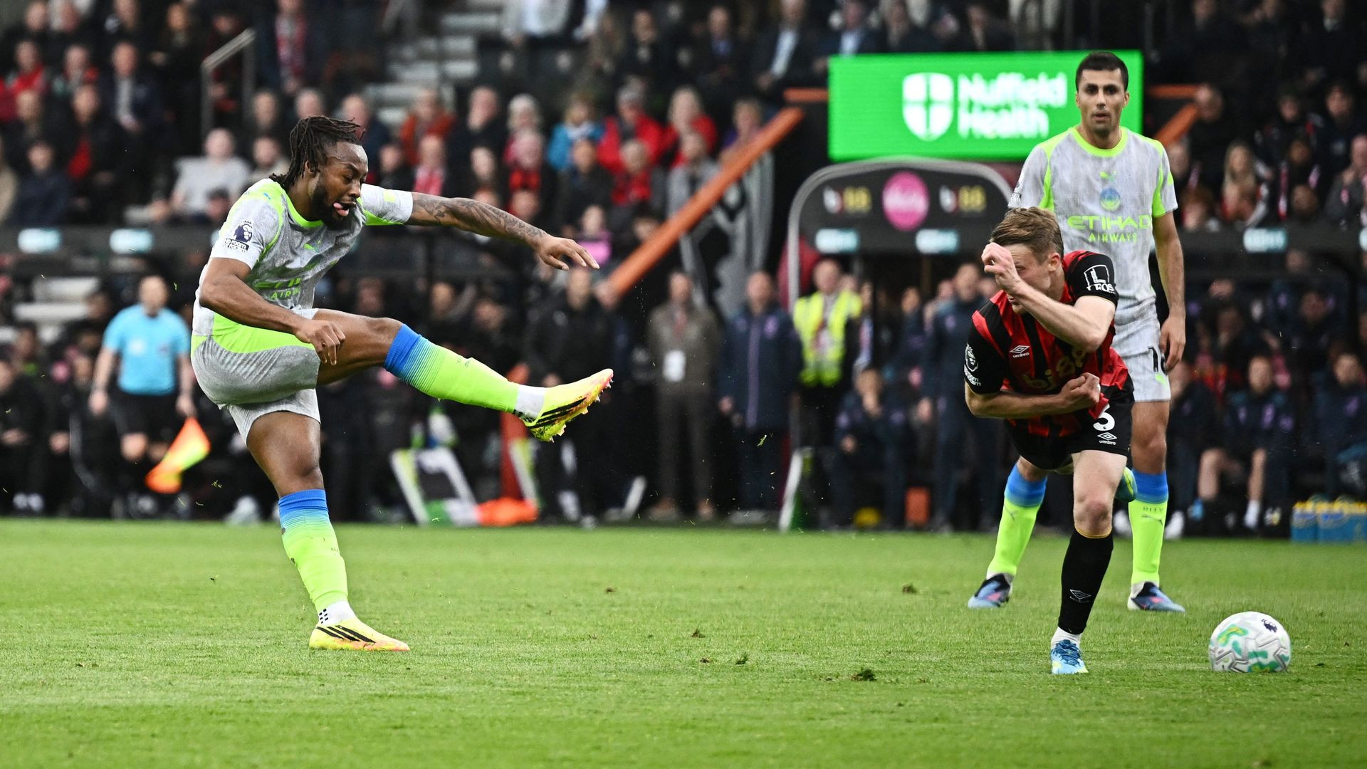 resources_premierleague_pulselive_com 2026 05 19T190356Z_347167177_UP1EM5J1GYIBZ_RTRMADP_3_SOCCER ENGLAND BOU MCI.jpg
