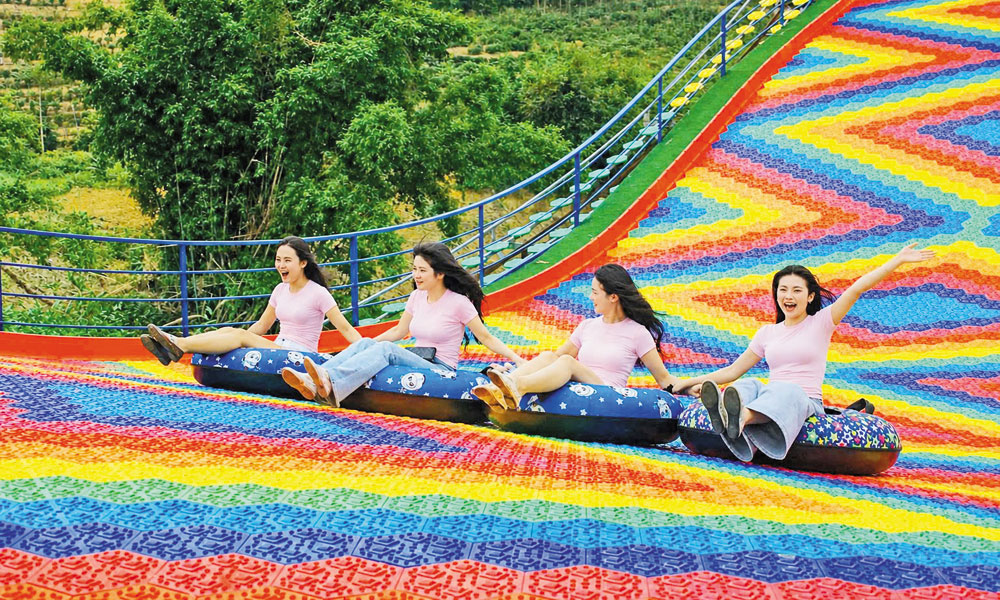 Bac Ninh: Muchos destinos atraen turistas durante el verano.