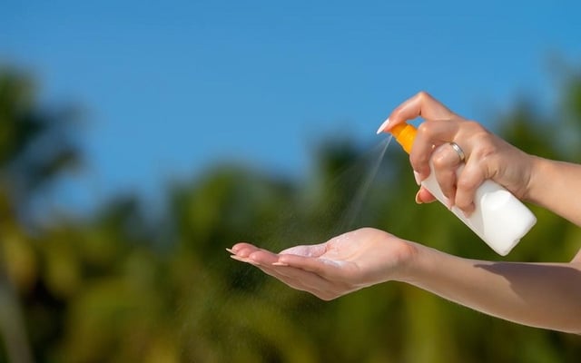 Tuyệt chiêu biến 'tay thô, ngón ngắn' trở nên thon thả, mềm mại - Ảnh 1.