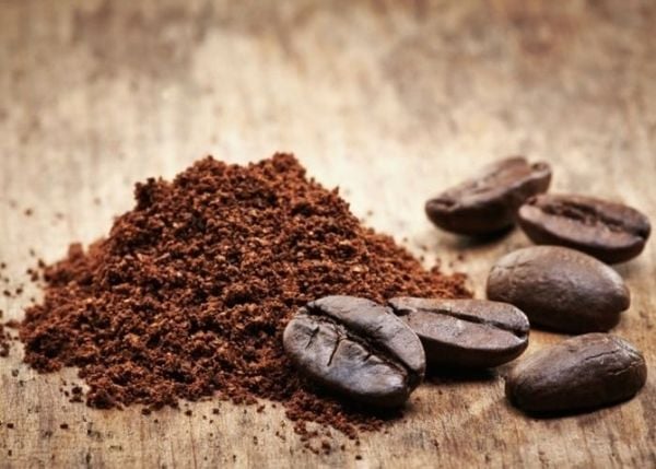 Lợi ích vượt trội của bã cà phê đối với làn da - Ảnh 2.