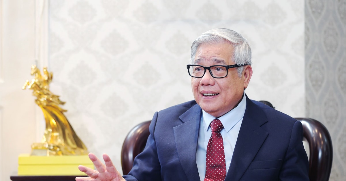 하노이 국립대학교 설립 120주년 기념식에서 토 람 총서기 겸 총장이 발표한 연설: 급변하는 시대에 고등교육 발전을 위한 새로운 ...
