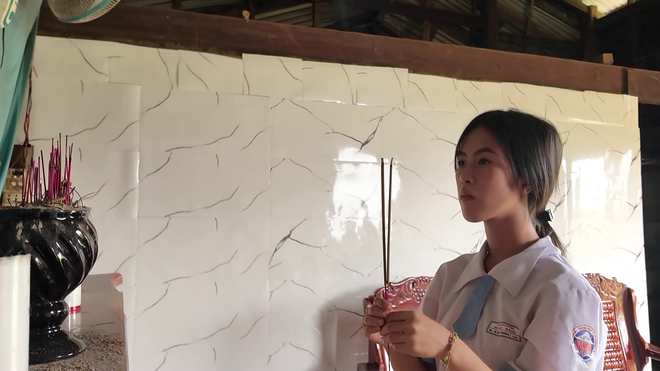 Hoài Thương chăm cha mắc ung thư phổi, nuôi ước mơ làm giáo viên - Ảnh 4.