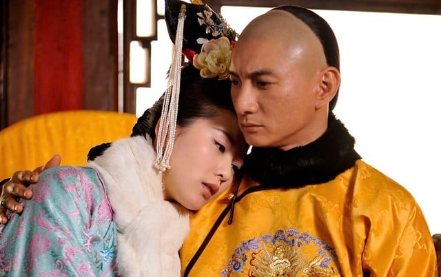 Chỉ hành động nhỏ, Lưu Thi Thi và Ngô Kỳ Long đã xóa tan tin ly hôn - Ảnh 1.